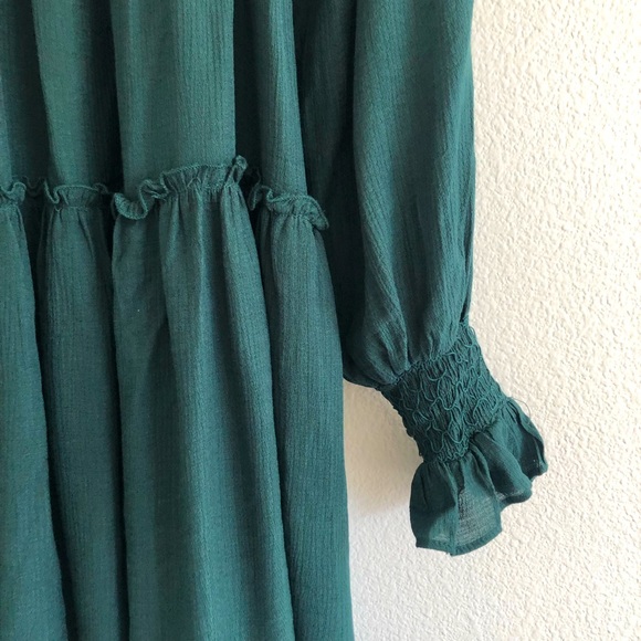 NWT Moon River Shopbop Smocked Long Sleeve TierMini Dress Emerald Green Medium - Picture 3 of 7